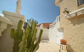 30 Beach House - Bbq & Terrace